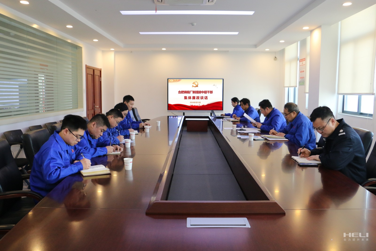 ac890e4ff7691cc2241fa31068c1504c.jpg ac890e4ff7691cc2241fa31068c1504c.jpg