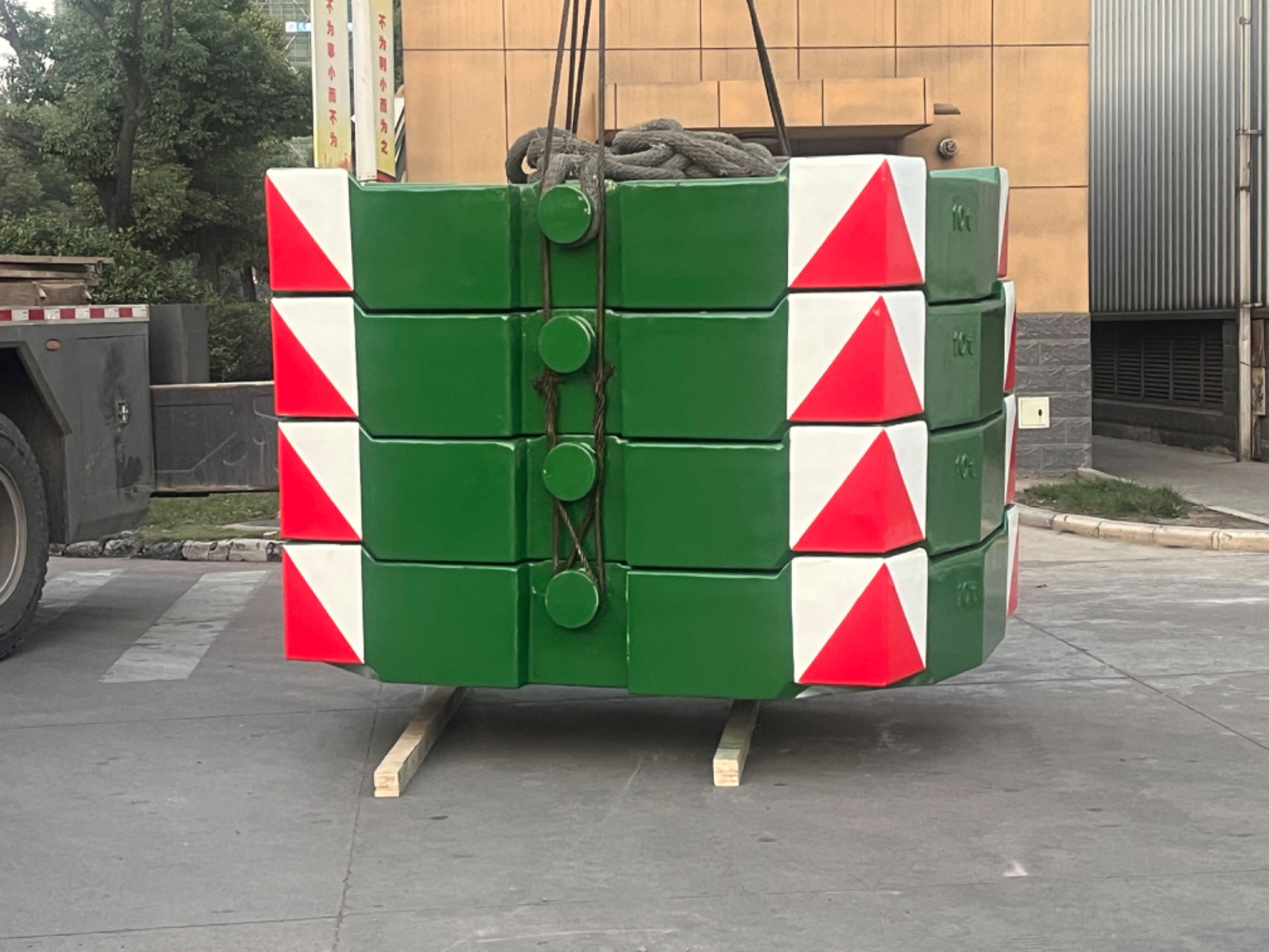 mmexport1699953342416.jpg