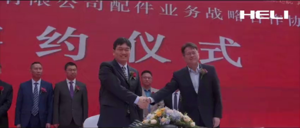 新闻21.png